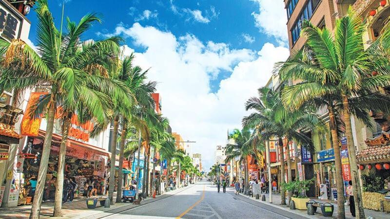 Okinawa Naha Jinjin -沖縄伝統体験型宿じんじん- Kültér fotó